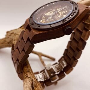 20251004_101559603_iOS