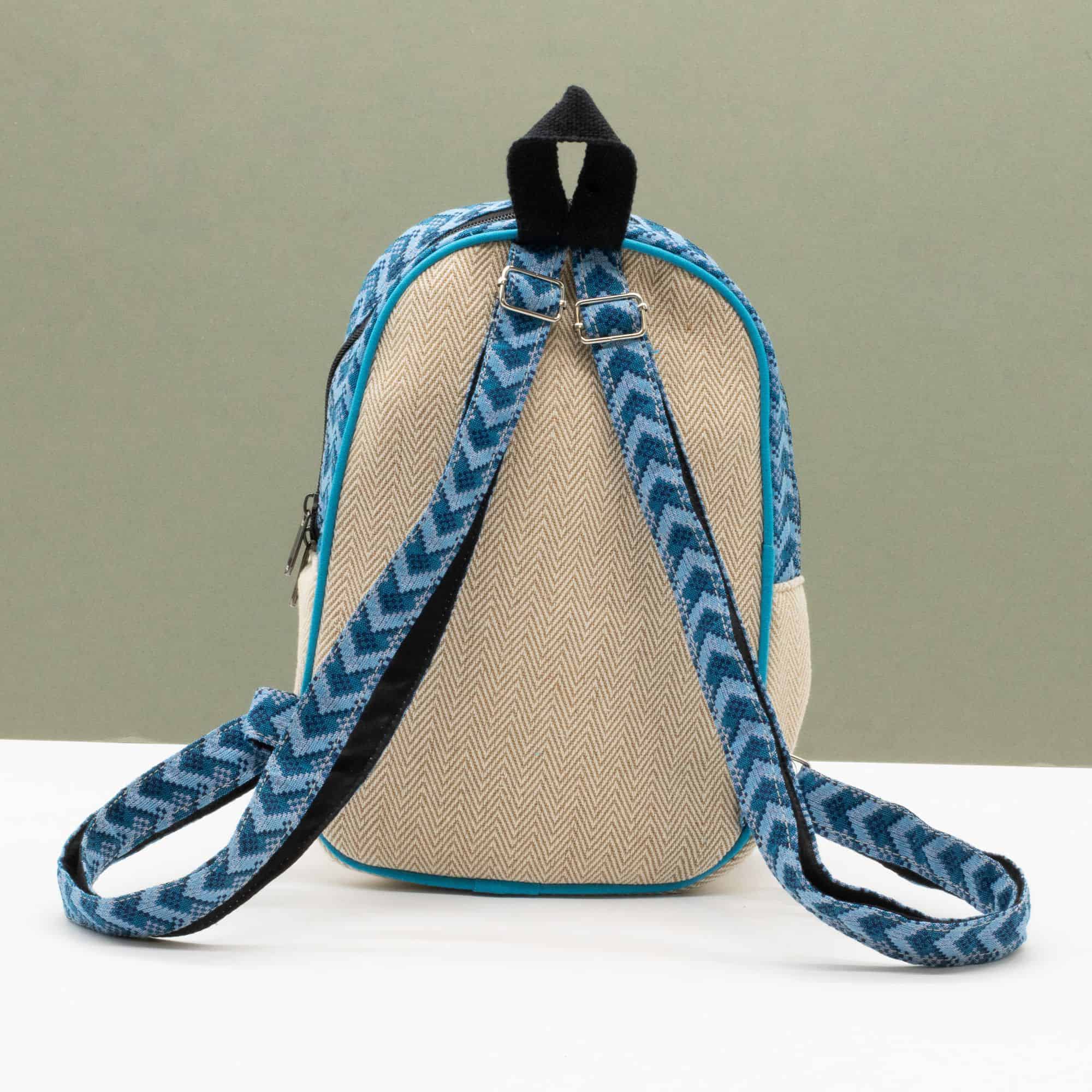 Kathmandu-Rucksack (mittelgroß) – Dhaka Design (30x21x9cm) – Bild 11