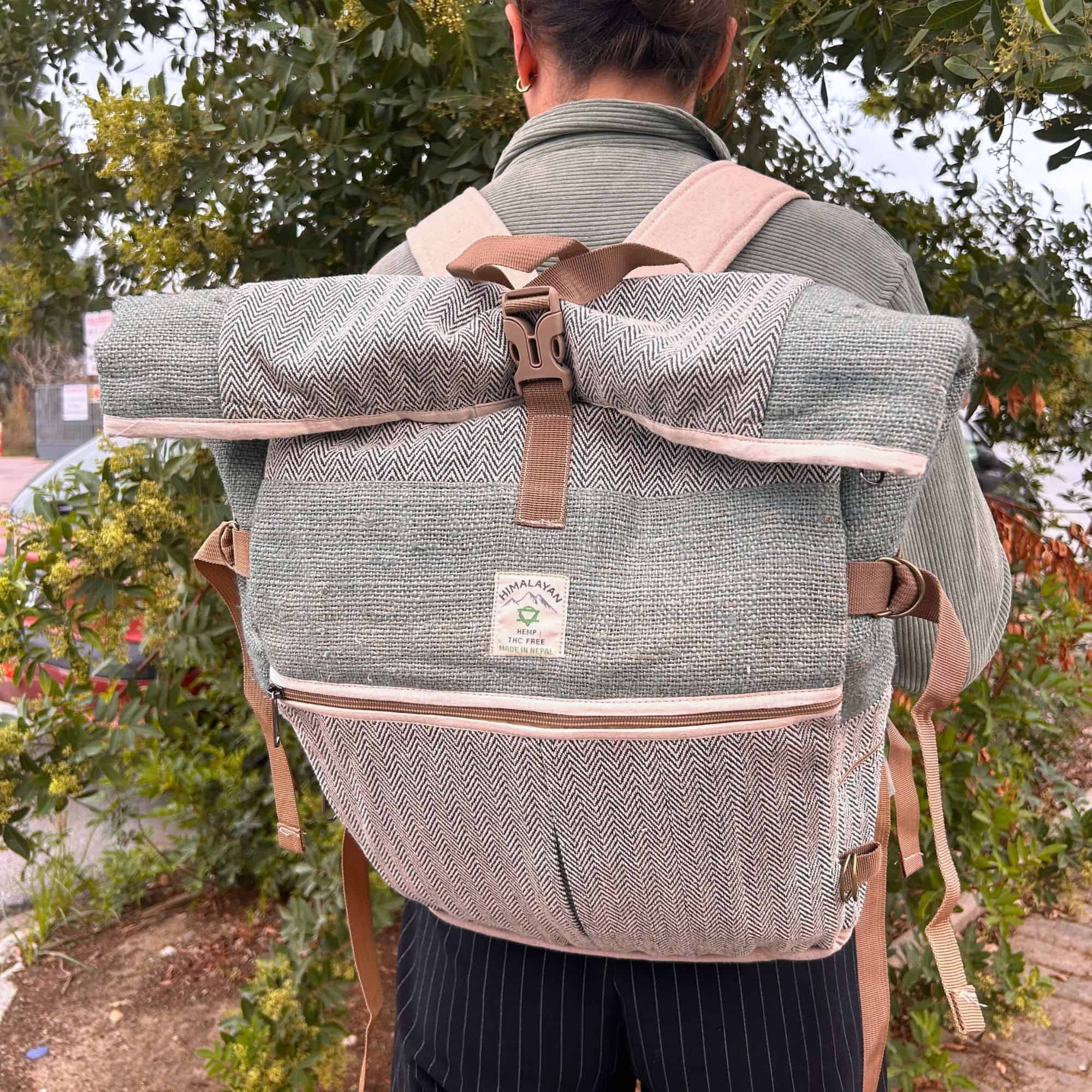 Trekking-Rollrucksack aus Hanf - Salbei – Bild 6