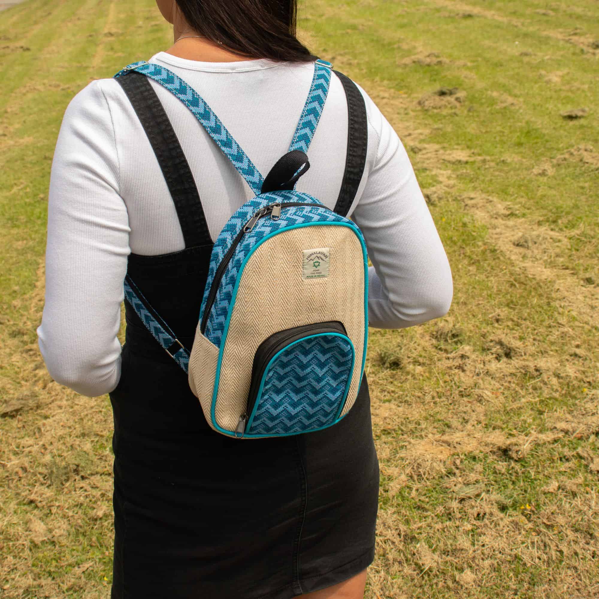 Kathmandu-Rucksack (mittelgroß) – Dhaka Design (30x21x9cm) – Bild 10