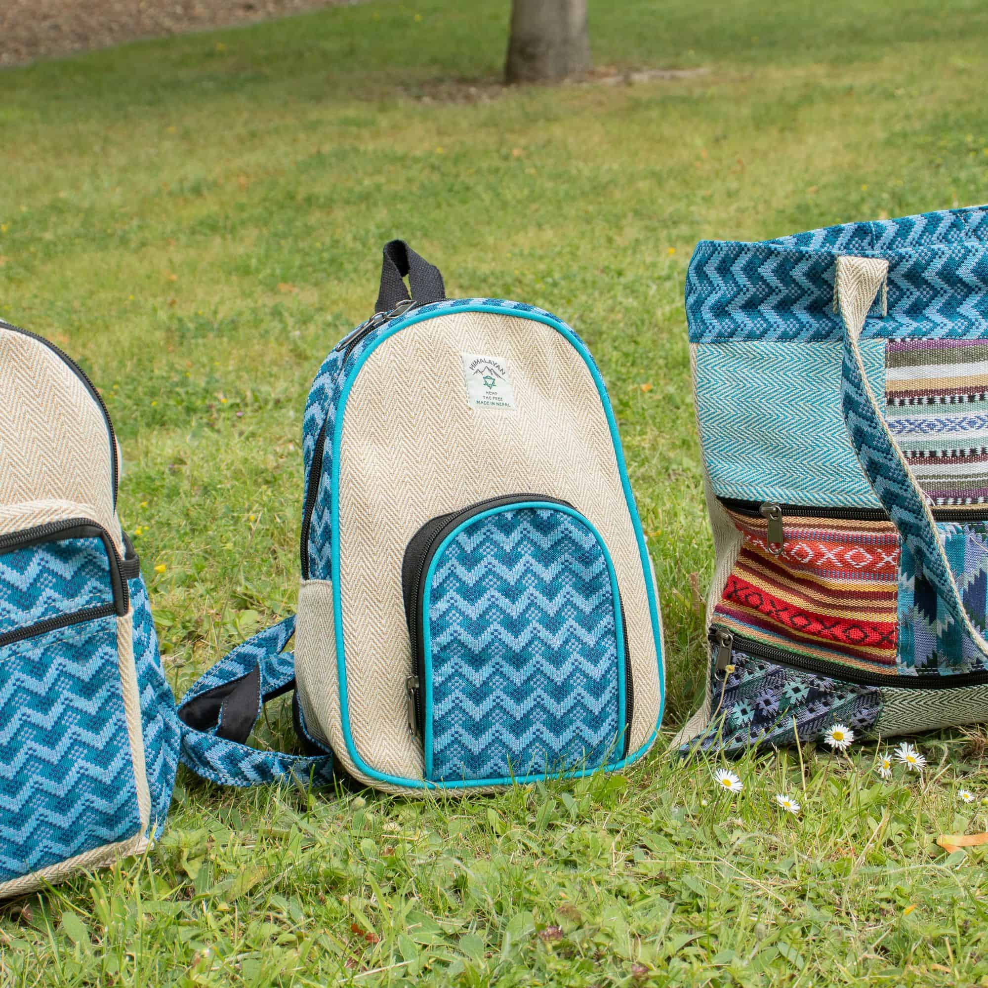 Kathmandu-Rucksack (mittelgroß) – Dhaka Design (30x21x9cm) – Bild 9